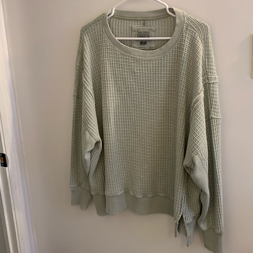 EUC LIKE NEW American Eagle “This Feels Seriously Lived-In” Shirt Small HUGE